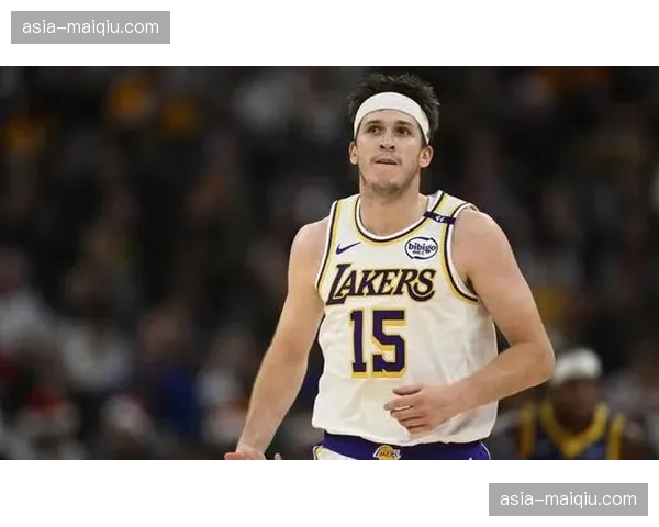 里夫斯左侧腹斜肌二级拉伤常规赛报销，湖人后场深度受考验