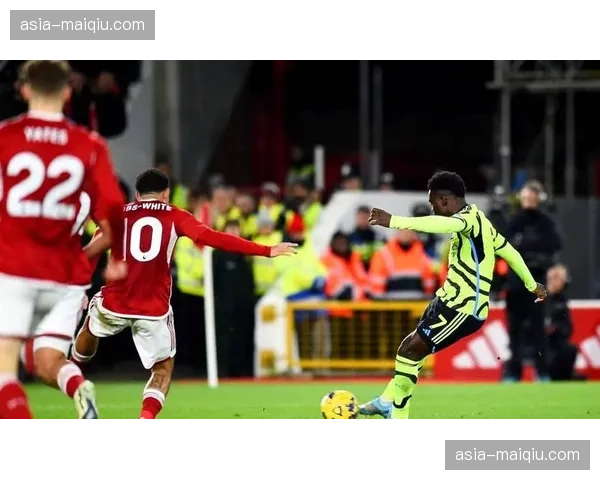 苏比门迪状态低迷被批-180度球员-，厄德高或取代其后腰位置